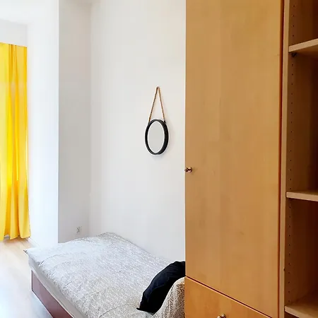 Kwatera prywatna Majowy 44 *